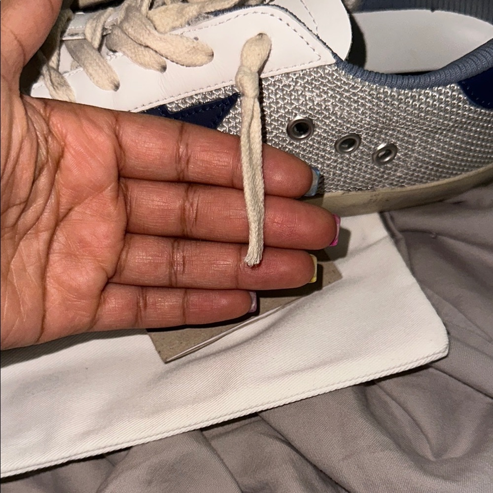 Golden Goose Sneakers with Blue Star - Picture 9 of 9